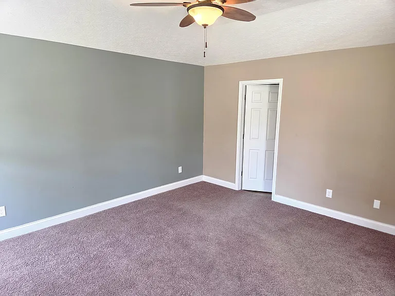 4636 Marcus Trl — Photo 26