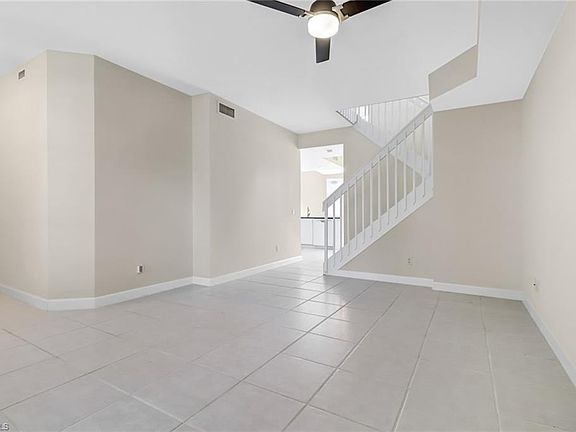 3rd image of 6234 Towncenter CIR