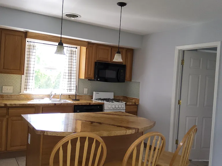 23 Plymouth Pl #1 — Photo 12