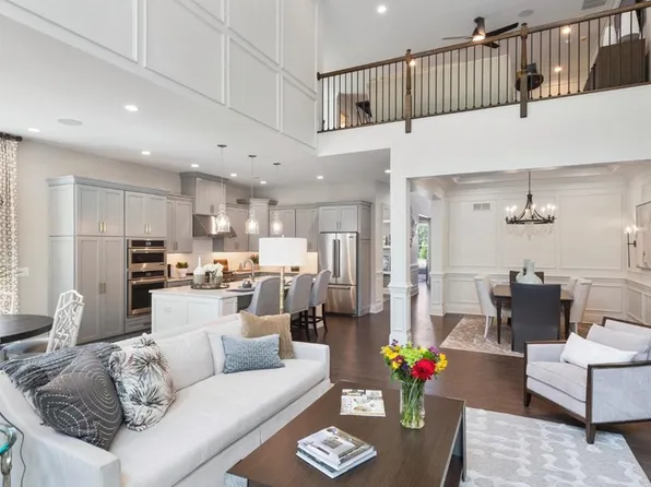 65 Juniper Ln #41, Tyngsborough, MA 01879