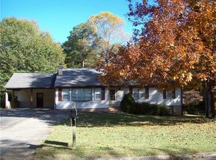 4151 Glenn St, Powder Springs, GA 30127