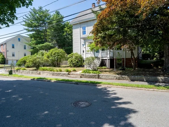 28 Forest St, Arlington, MA 02476