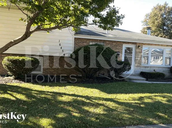 16454 Roy St, Oak Forest, IL 60452