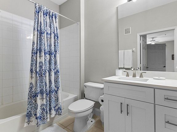 4th image of 2302 Silver Palm Dr APT 302