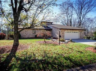 13 Wedgewood Dr, Hurricane, WV 25526