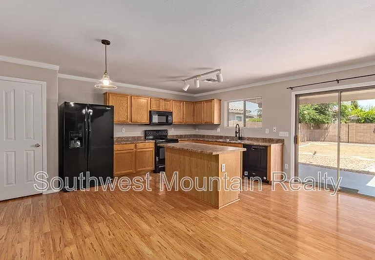 44856 W Paitilla Ln — Photo 11