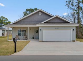 2162 Nina St, Navarre, FL 32566