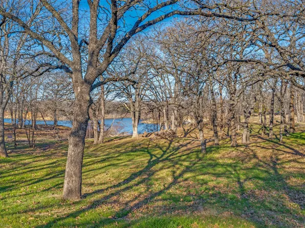 25R Royal Oaks Blvd, Lake Dallas, TX 75065