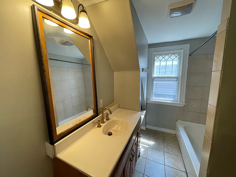 19 Woodland St #3 — Photo 18