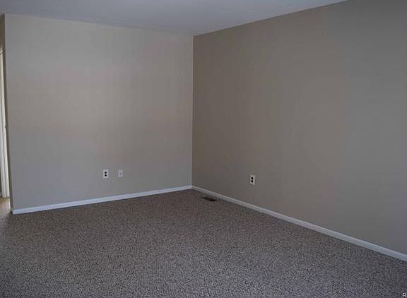 5th image of 6749 Ardsley Dr