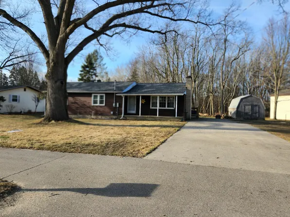 16184 Mercury Dr, Grand Haven, MI 49417