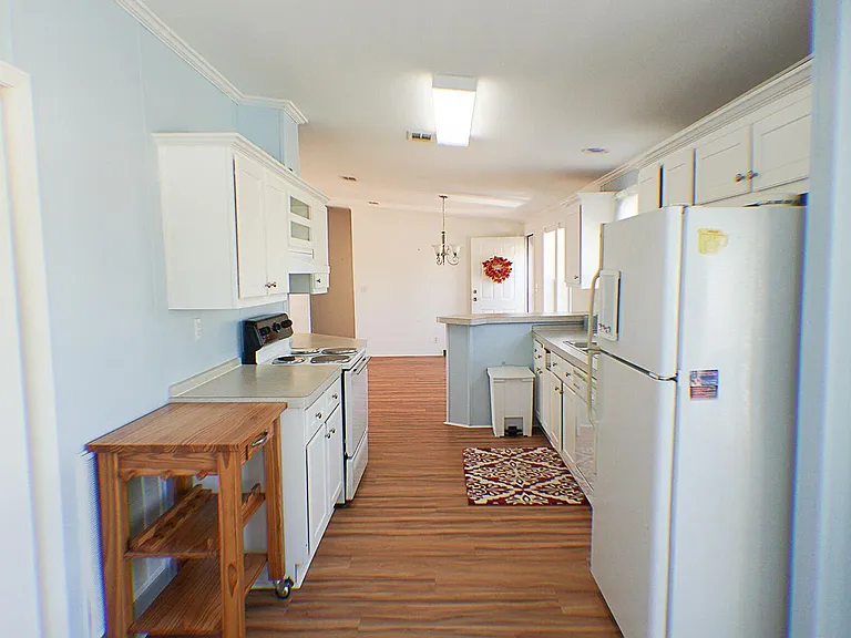7030 SE Ridgeway Ter — Photo 5