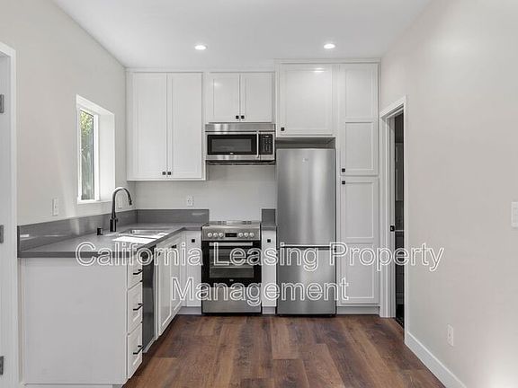 2nd image of 4441 Dawes Ave
