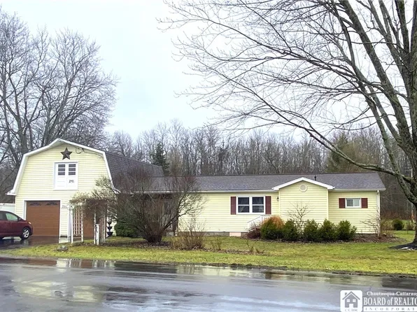 290 E Terrace Ave, Lakewood, NY 14750