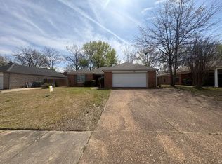 6599 Imperial Oak Dr, Memphis, TN 38115