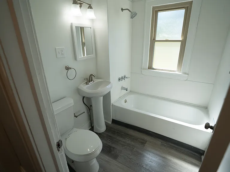 1823-1825 Reyburn Rd #A-B — Photo 18