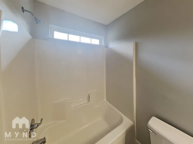 6 Yorkfield Ct — Photo 17