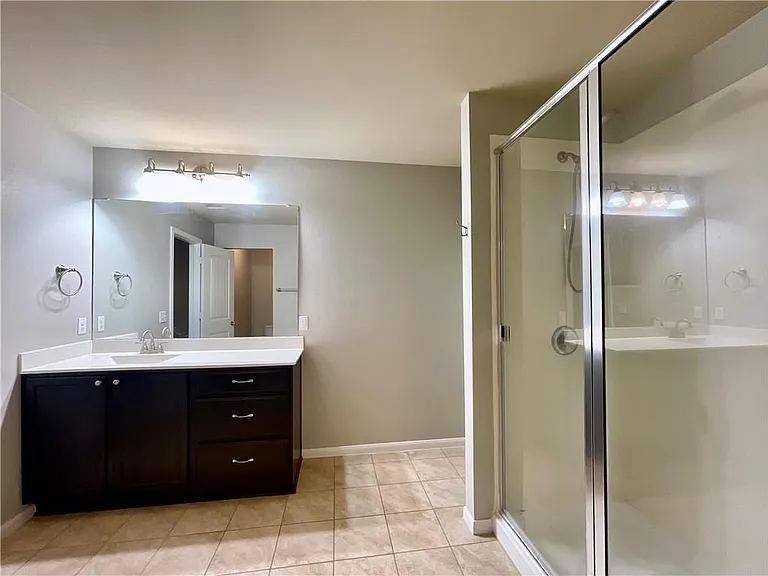 115 Leona River Trl — Photo 15