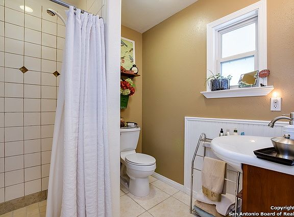 5th image of 538 Lively Dr