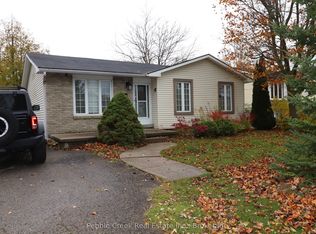 790 Andrew Malcolm Dr, Kincardine, ON N2Z1M7
