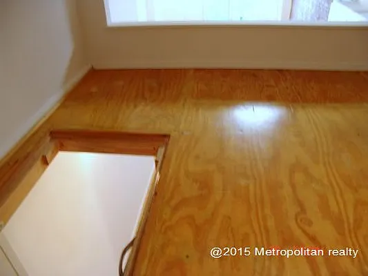 Rented by Metropolitan Realty | media 1