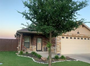 407 Magnolia St, Hico, TX 76457