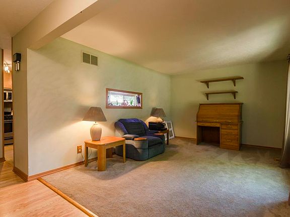 5th image of 35W750 Park Ln