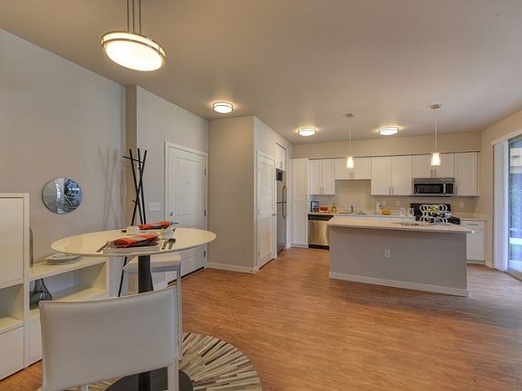 2nd image of 15338 NE 9th Pl Unit I211