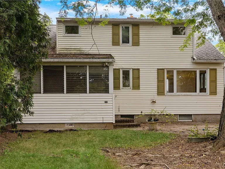 444 Buckingham Ave — Photo 30