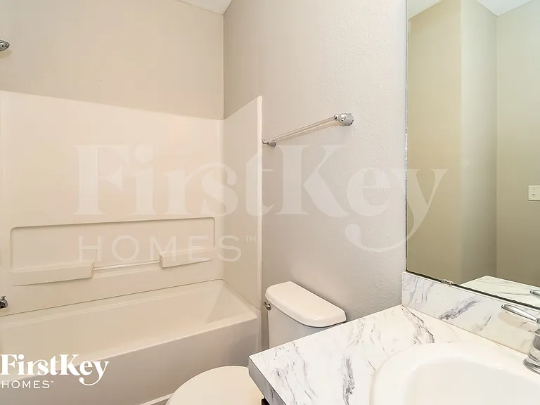 11990 Alexandra Dr — Photo 14