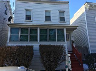 12 Raymo St, Albany, NY 12209