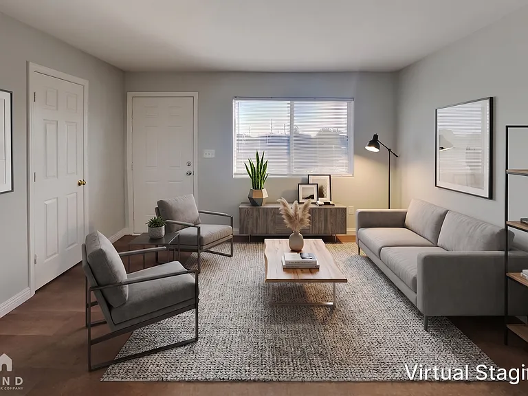 49 Armstrong Cir — Photo 2