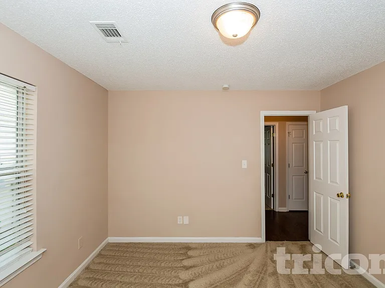 4902 Ozment Ridge Ct — Photo 11
