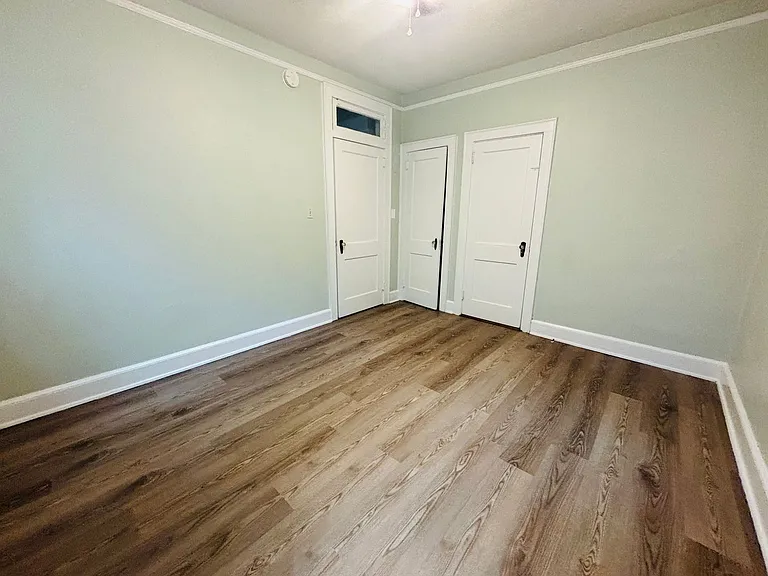 807 Cedar Ter — Photo 12