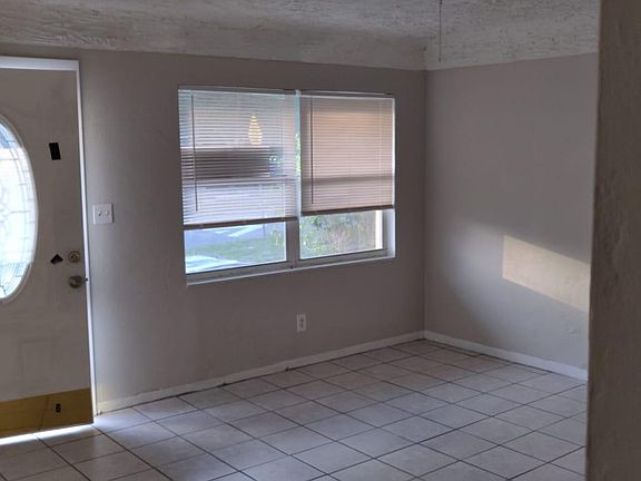 2nd image of 2320 35th St S