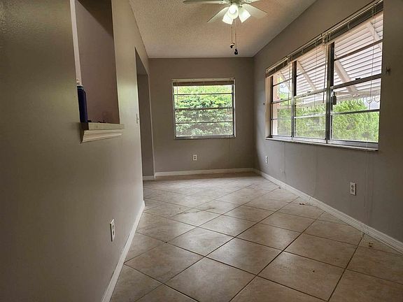 5th image of 1102 Halton Ct #1102