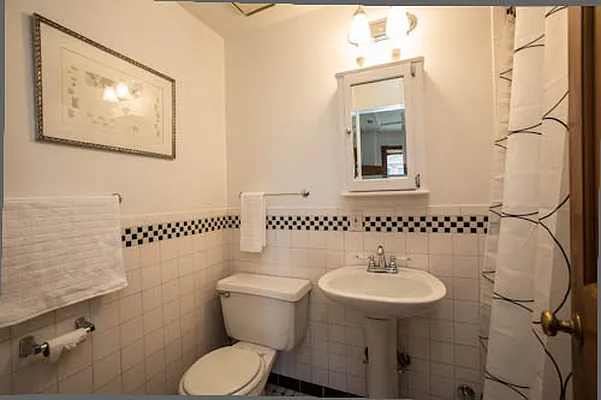 Sold by Garfield Realty  | media 15