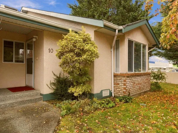 2197 Duggan Rd #10, Nanaimo, BC V9S 5N9