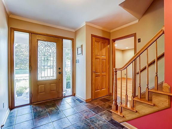 3rd image of 1903 Brandywine Dr