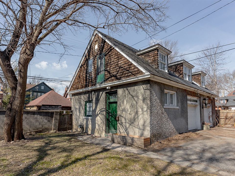 1037 Iroquois St, Detroit, MI 48214 Zillow