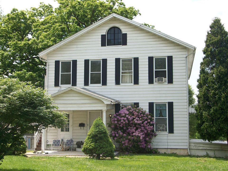 433 Pine St