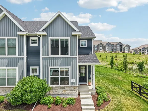 201 N Division St, Waunakee, WI 53597