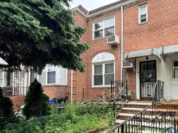 14146 71st Avenue, Flushing, NY 11367