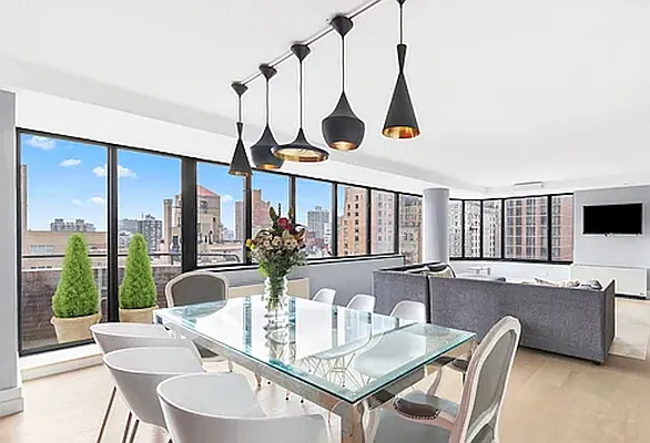 211 Madison Avenue #22A