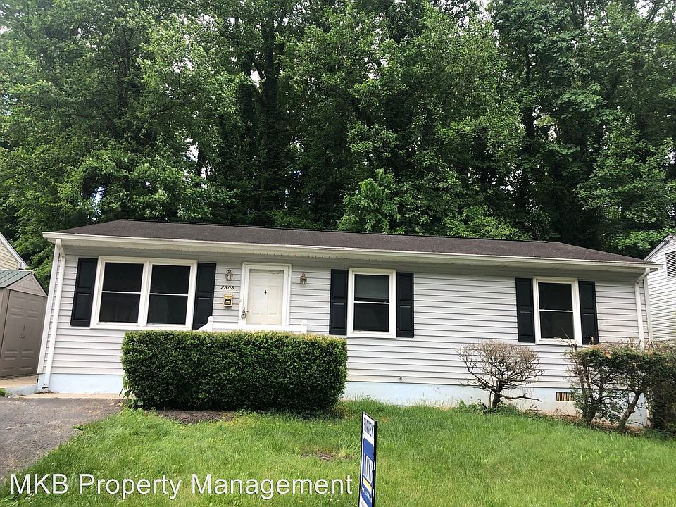 1st image of 2808 Lansing Dr SW