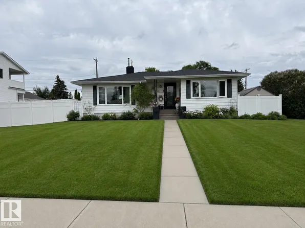 10912 50th St NW, Edmonton, AB T6A 2E8