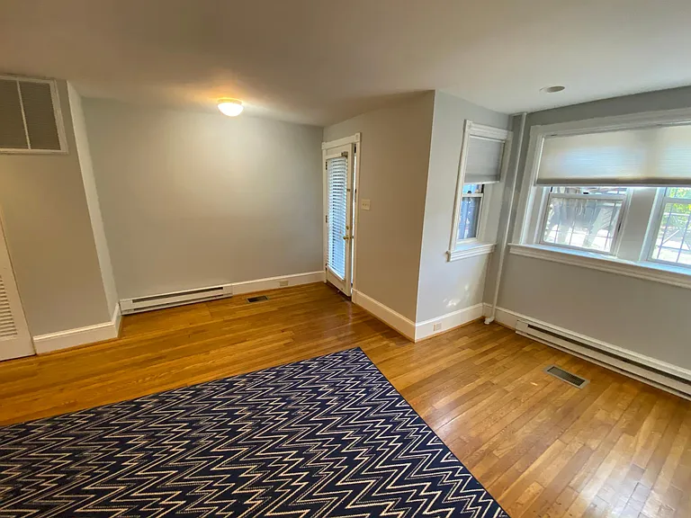 330 N Carolina Ave SE #BASEMENT — Photo 13