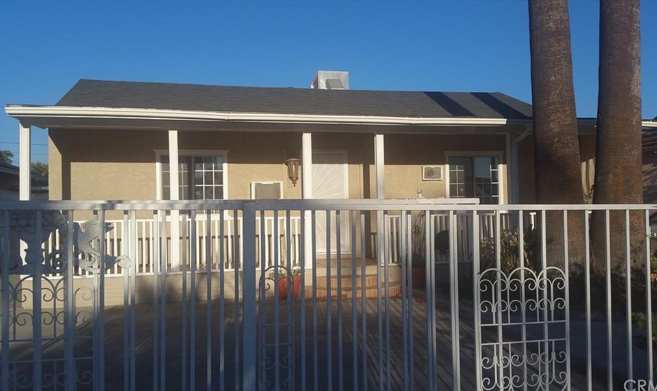 1st image of 7448 Farmdale Ave