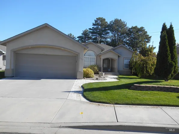 883 Canyon Park Ave, Twin Falls, ID 83301