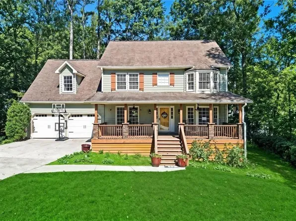 3743 Spring Leaf Ct, Acworth, GA 30101